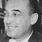 Фото Альфред ван Вогт