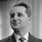 Фото Джеймс Олдридж