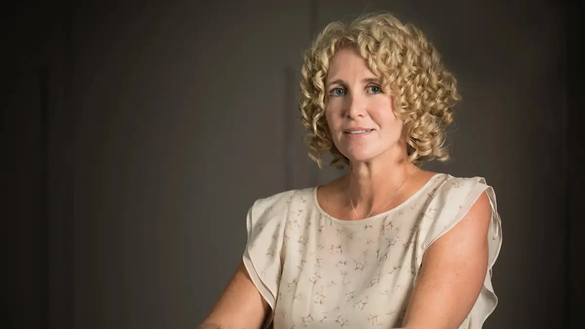 Обложка новости Бестселлер Сэнди Джонс «Другая женщина» получит экранизацию